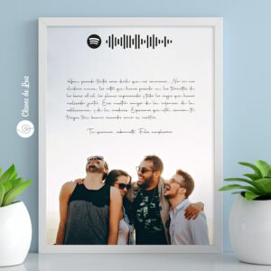 Cuadro dedicatoria con la foto de tus amigos y un código para llevarte a vuestra canción especial