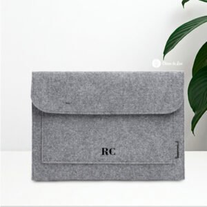 funda de portátil de 15" de fieltro personalizado con tu inicial
